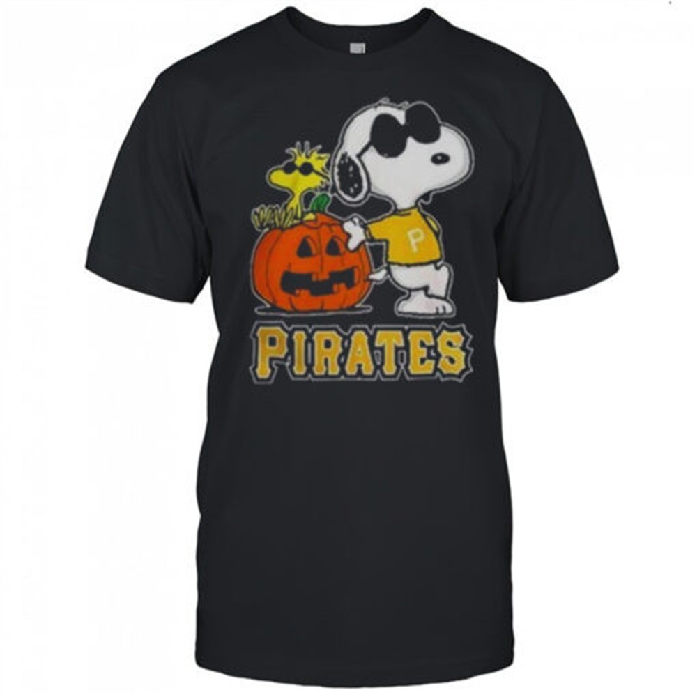 awesome-snoopy-pittsburgh-pirates-mlb-pumpkin-halloween-peanuts-cartoon-2025-t-s-vmrbj34h Awesome Snoopy Pittsburgh Pirates MLB Pumpkin Halloween Peanuts Cartoon 2025 T-Shirt