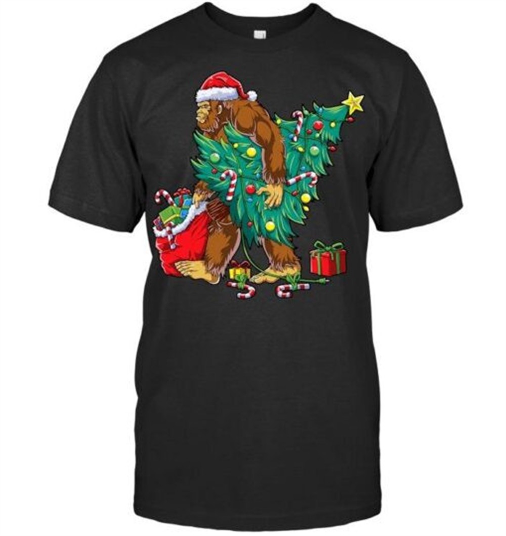 Bigfoot Christmas Tree Lights Xmas Boys Men Sasquatch Lovers T Shirt
