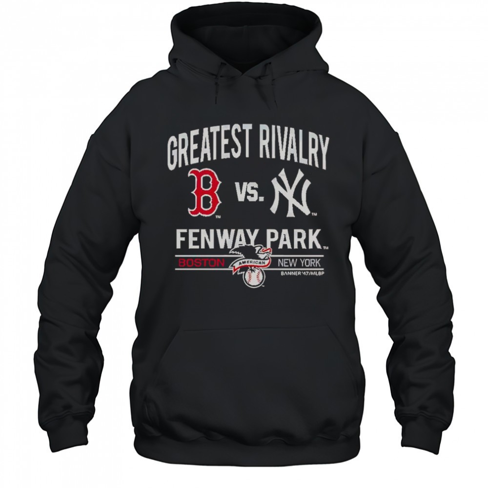 Boston Red Sox Vs New York Yankees Fenway Park T-Shirt