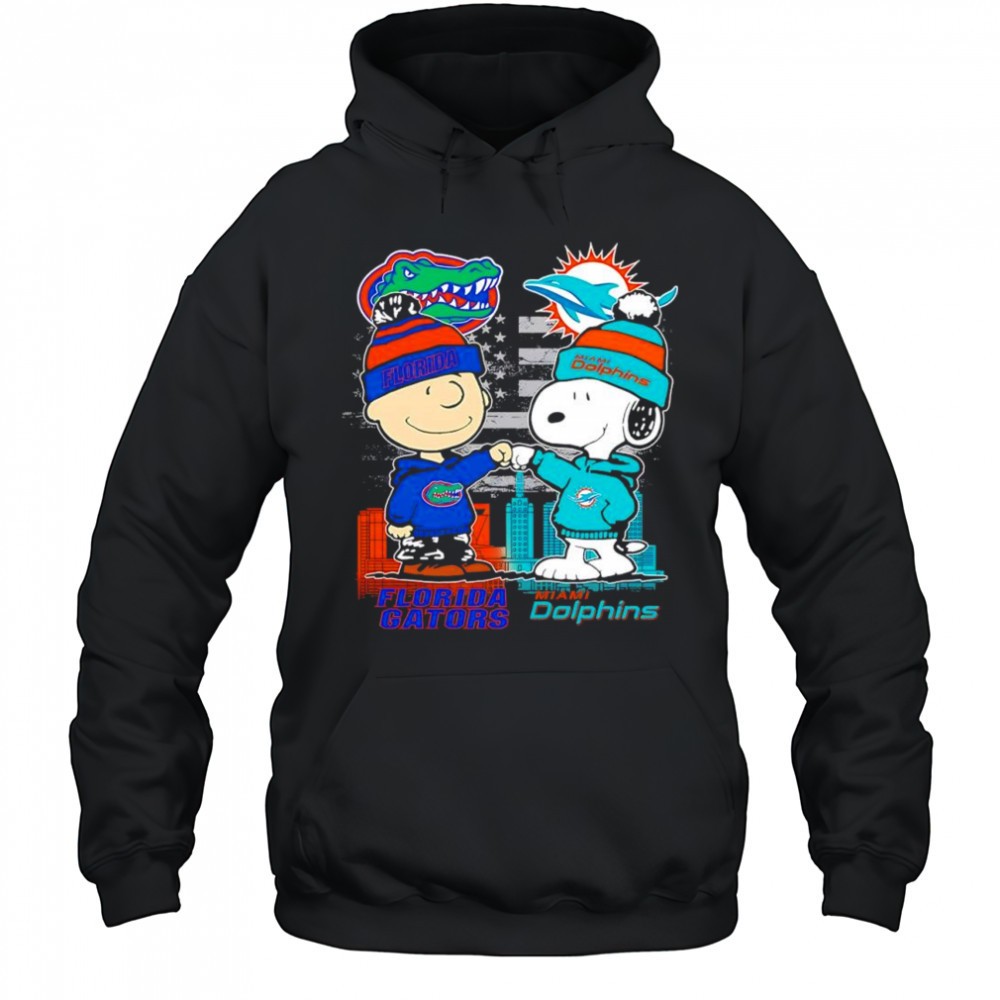 Charlie Brown and Snoopy x Miami Dolphins Florida Gators logo shirt
