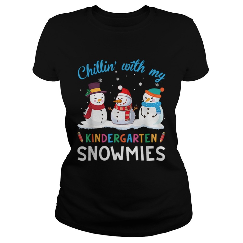chillin-with-my-kindergarten-snowmies-christmas-shirt-z28zizxy Chillin With My Kindergarten Snowmies Christmas shirt