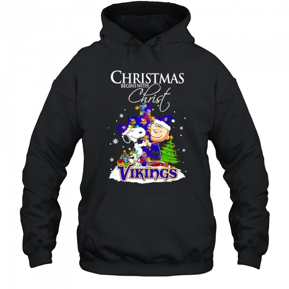Christmas begins with Christ Minnesota Vikings x Snoopy and Charlie Brown shirt