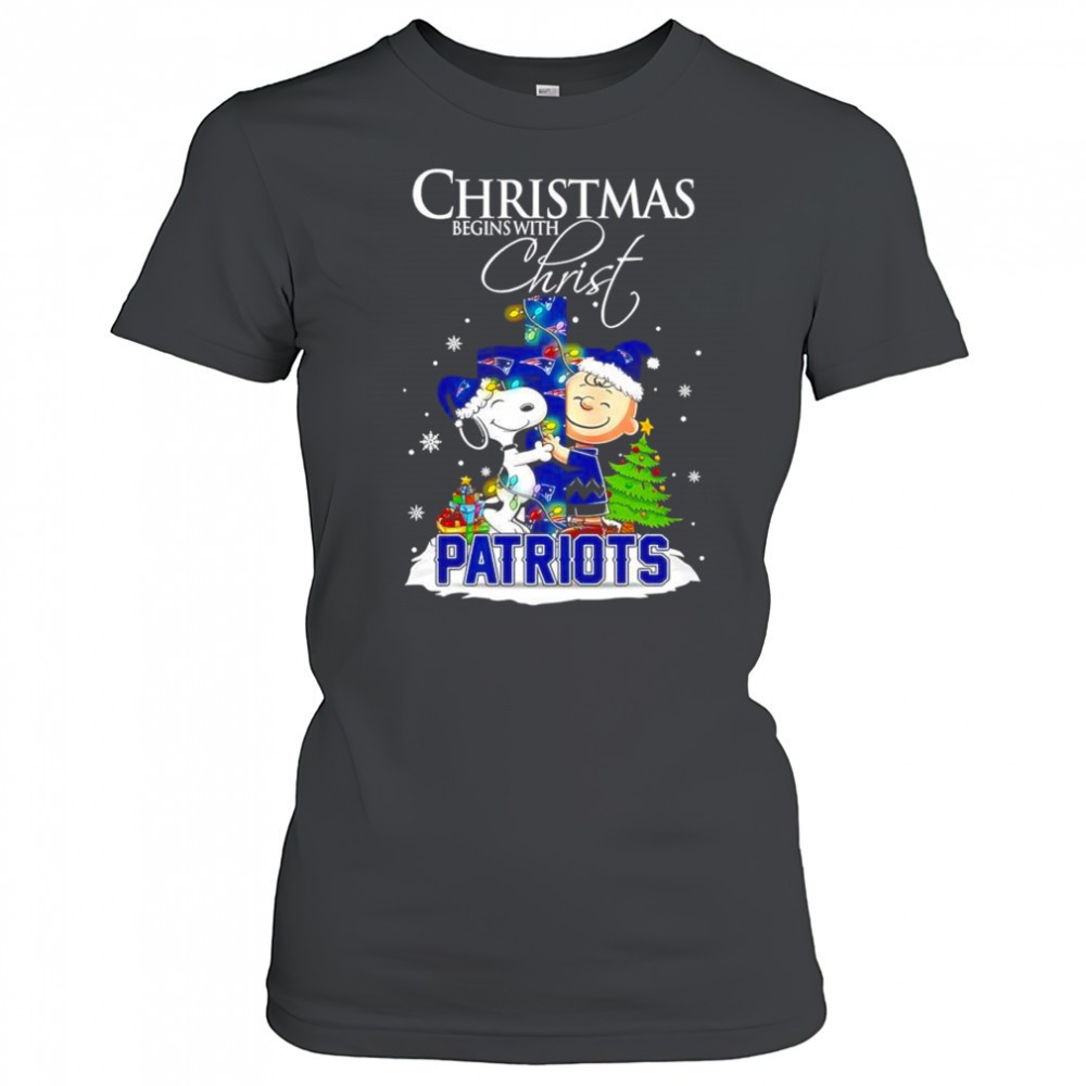 christmas-begins-with-christ-new-england-patriots-x-snoopy-and-charlie-brown-shi-txcxgf56 Christmas begins with Christ New England Patriots x Snoopy and Charlie Brown shirt