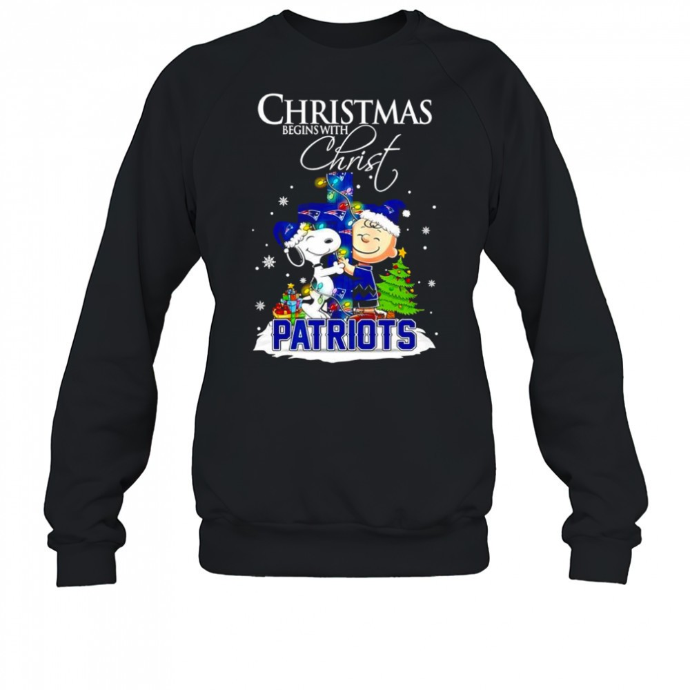 christmas-begins-with-christ-new-england-patriots-x-snoopy-and-charlie-brown-shi-txcxgf56 Christmas begins with Christ New England Patriots x Snoopy and Charlie Brown shirt