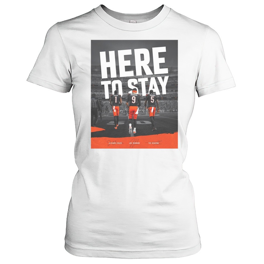 cincinnati-bengals-here-to-stay-jamarr-chase-joe-burrow-tee-higgins-signatures-p-unjpu5yk Cincinnati Bengals Here To Stay JaMarr Chase Joe Burrow Tee Higgins Signatures Poster T-shirt