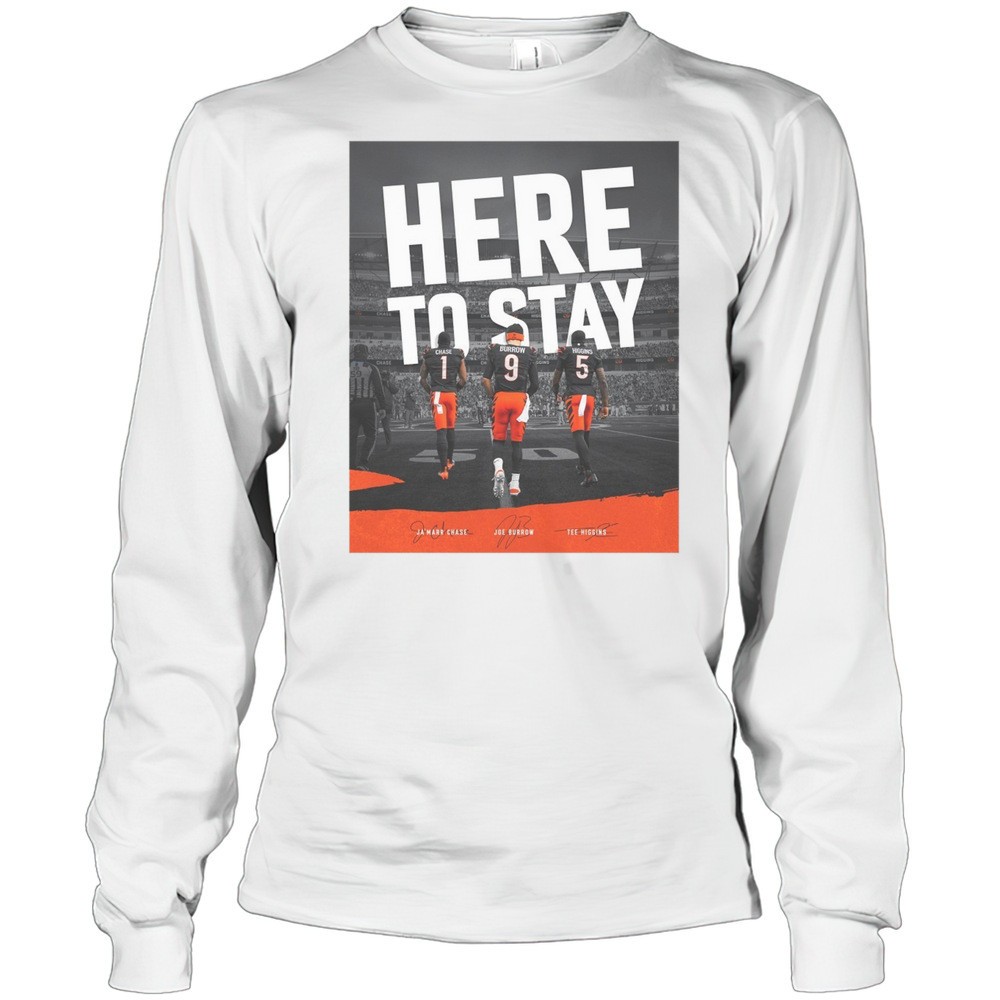 cincinnati-bengals-here-to-stay-jamarr-chase-joe-burrow-tee-higgins-signatures-p-unjpu5yk Cincinnati Bengals Here To Stay JaMarr Chase Joe Burrow Tee Higgins Signatures Poster T-shirt