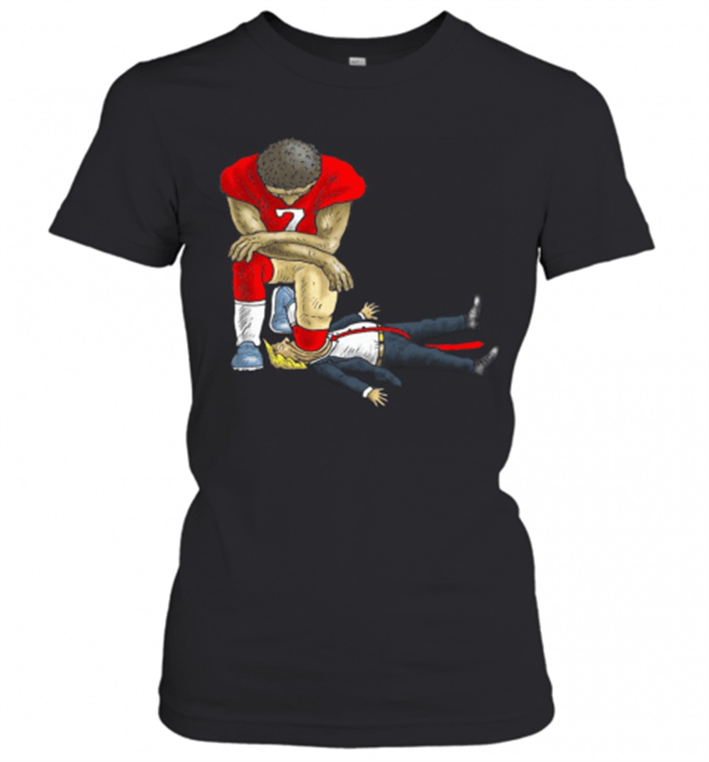 colin-kaepernick-kneeling-on-trump-t-shirt-s0d771ia Colin Kaepernick Kneeling On Trump T-Shirt