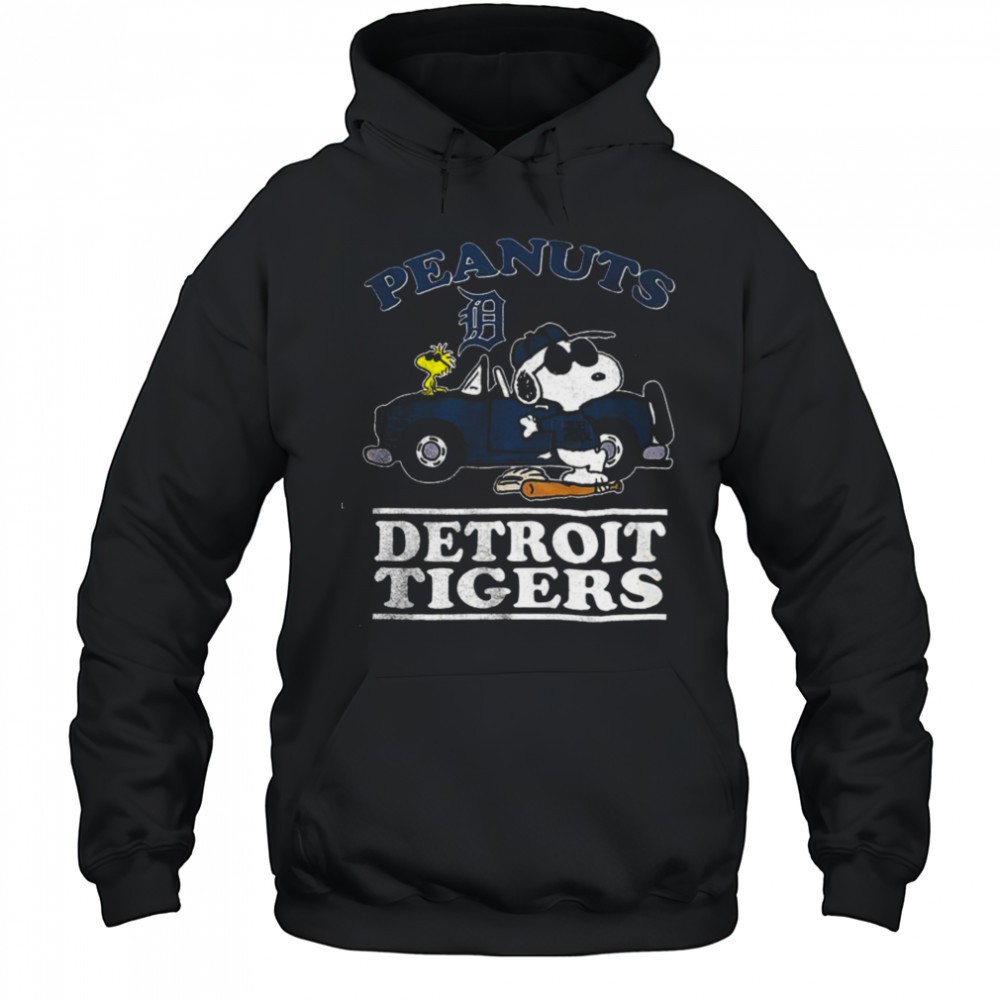 Detroit Tigers Peanuts Snoopy driving car shirt