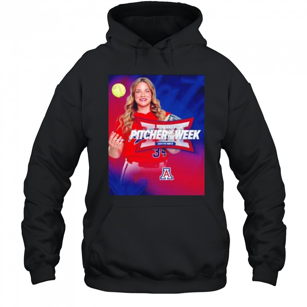 Devyn Netz big 12 softball pitcher of the week Arizona Wildcats shirt