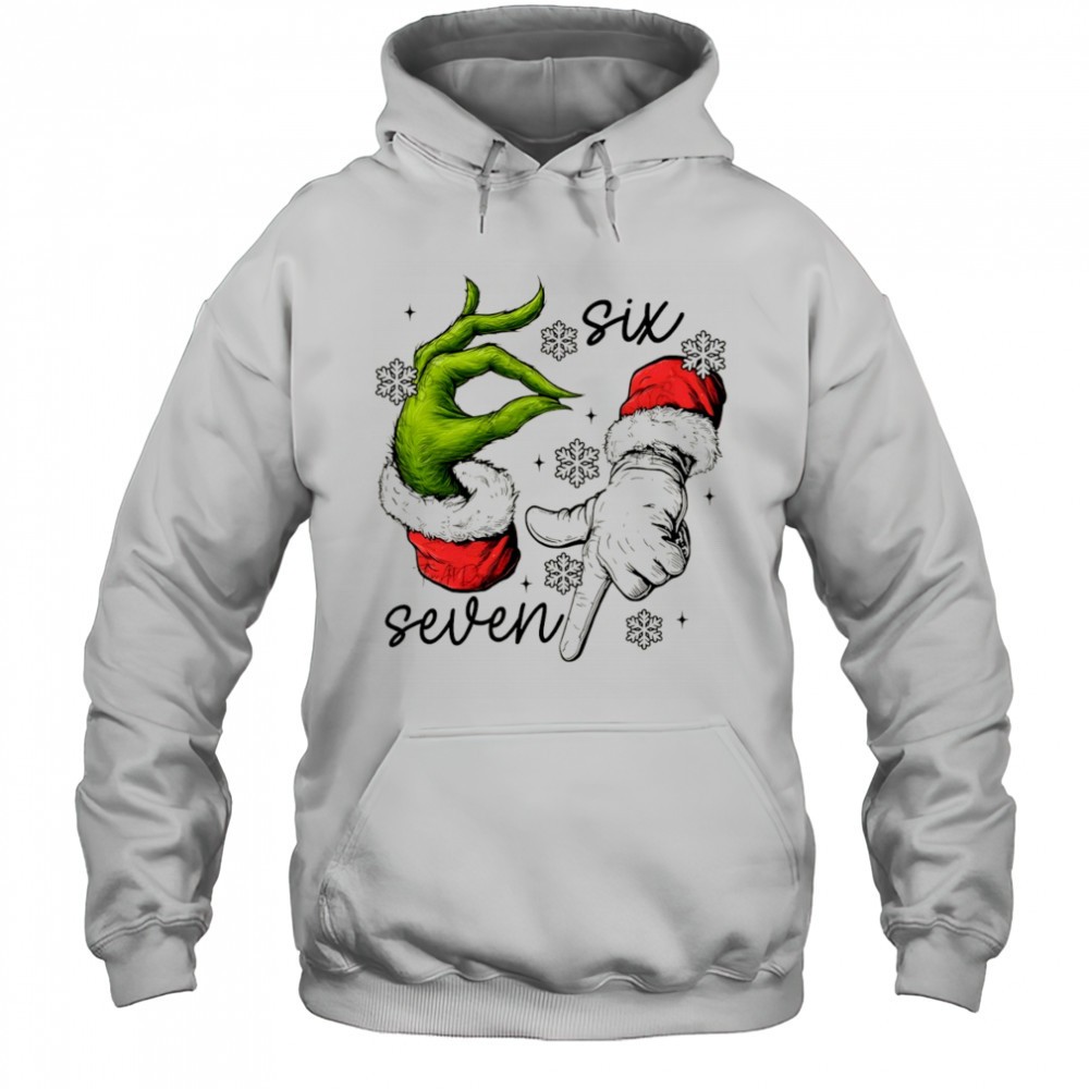 Grinch and Santa Claus hand trending six seven meme Merry Christmas shirt