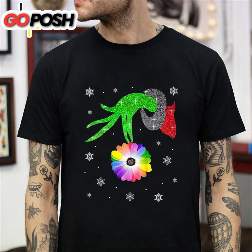Grinch Christmas Holding Daisy Ornament T-Shirt