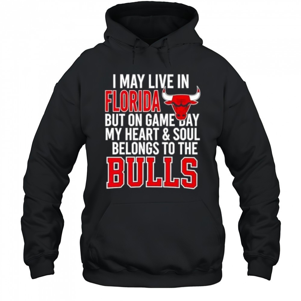 I may live in Florida but on game day my heart and soul belongs to the Bulls shirt