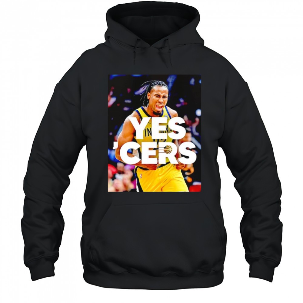 Isaiah Jackson yes ‘Cers shirt