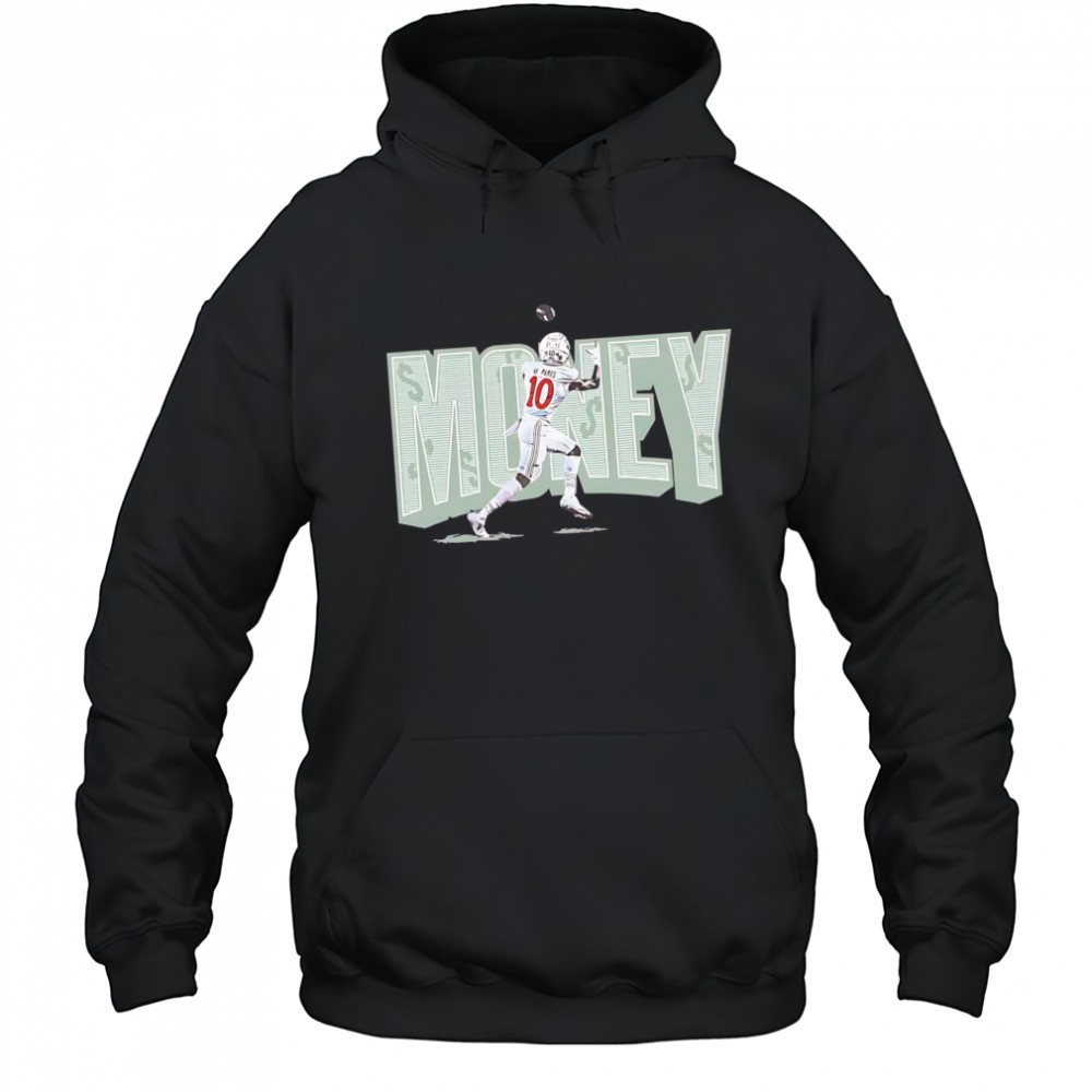 Money Parks catching Utah Utes shirt