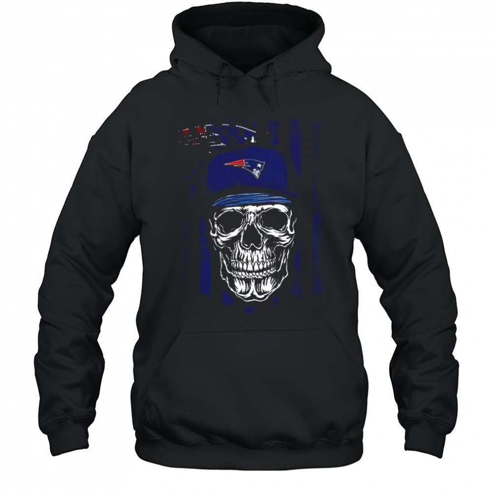 New England Patriots NFL Skull American Flag Football Lover T-Shirt