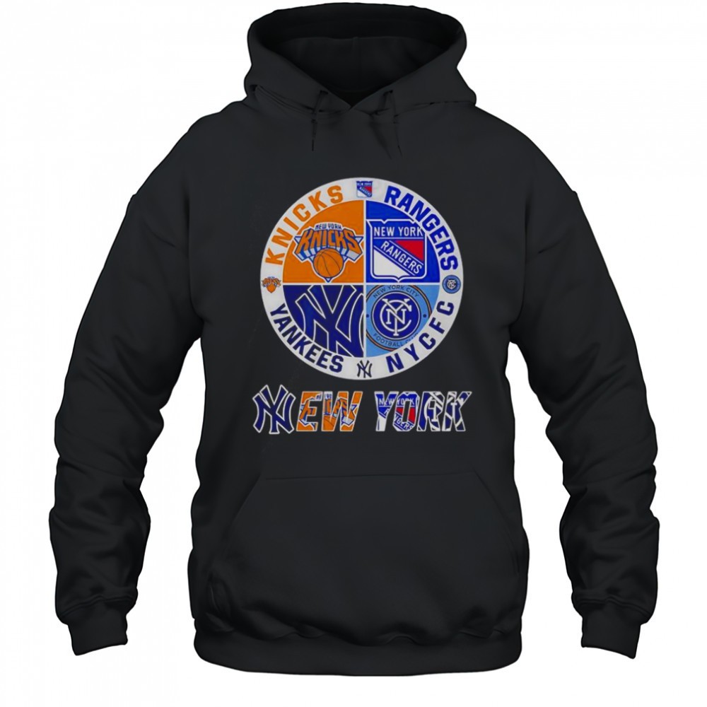 New York Yankees Knicks Rangers NYCFC 4 Teams Sports Circle Logo T-Shirt