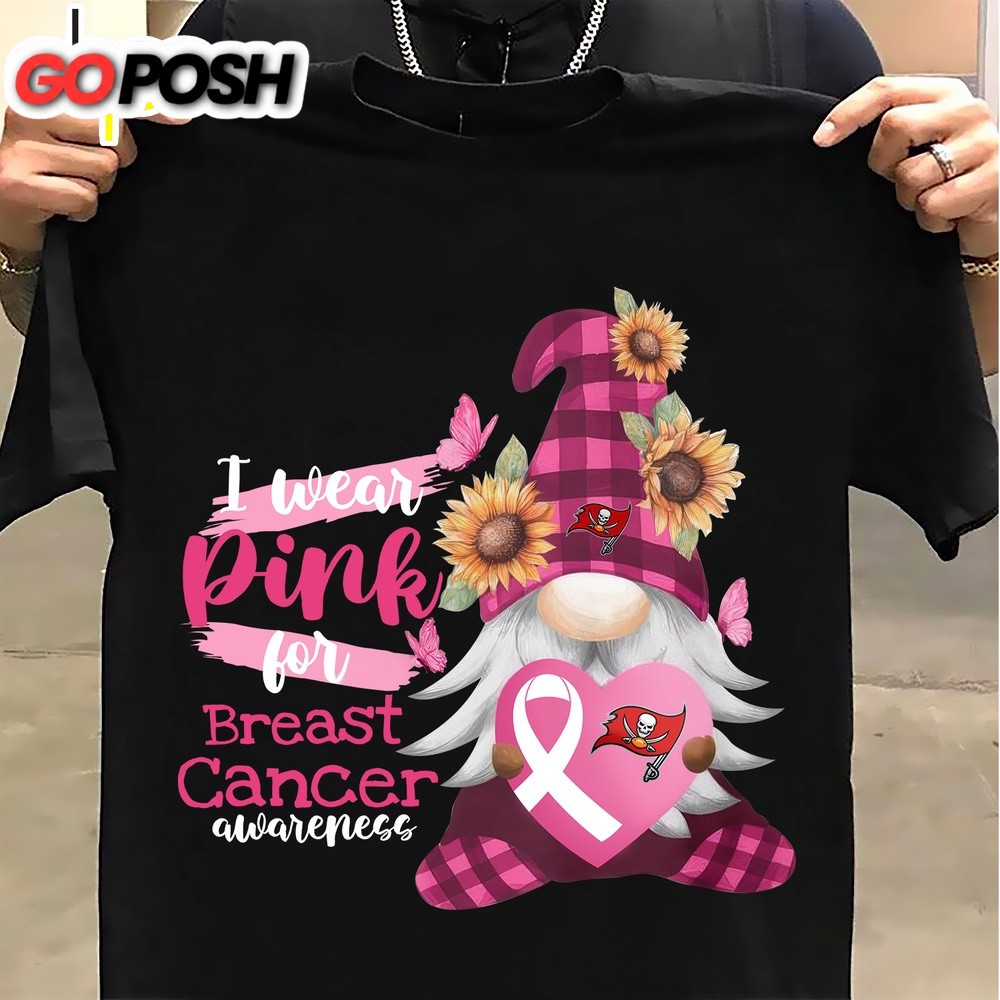 NFL Tampa Bay Buccaneers I Wear Pink Breast Cancer Awareness Classic T-Shirt
