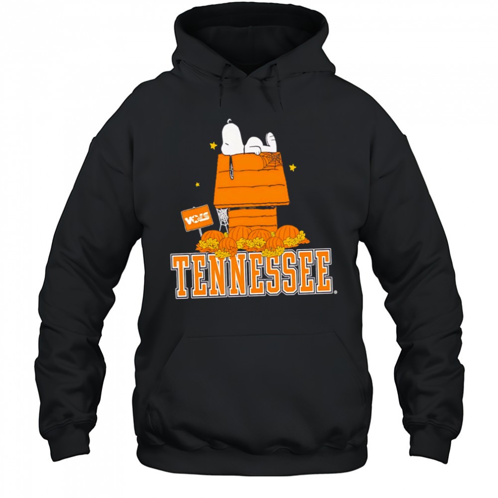 Peanuts x Tennessee Snoopy Pumpkin Patch halloween T-shirts