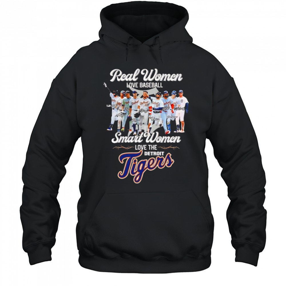 Real women love baseball smart women love the Detroit Tigers signatures shirt