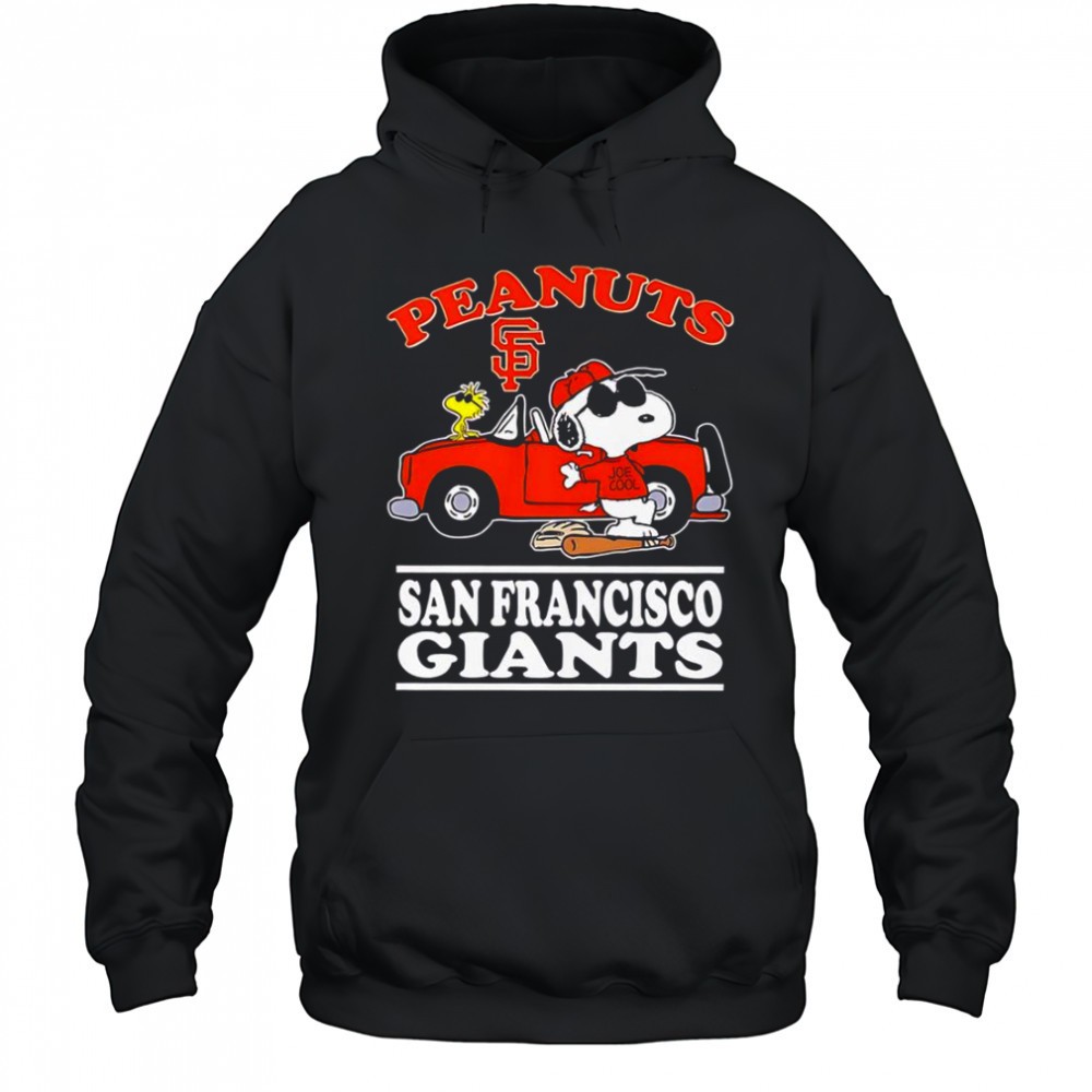 San Francisco Giants And Peanuts Posing Next To The Car T-Shirt