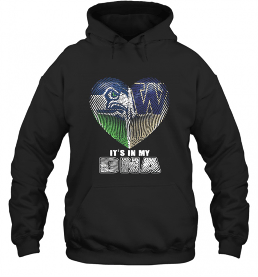 Seattle Seahawks And Winnipeg Blue Bombers Heart ItS In My Dna T-Shirt