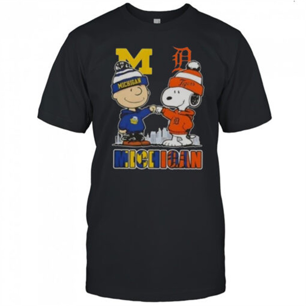 snoopy-and-charlie-brown-michigan-sports-wolverines-x-detroit-tigers-skyline-t-s-capvwj4w Snoopy And Charlie Brown Michigan Sports Wolverines X Detroit Tigers Skyline T-Shirt