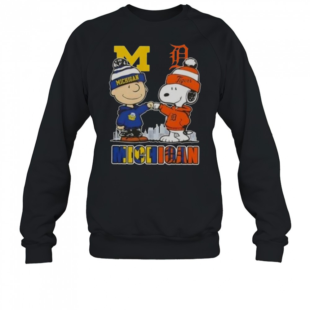 snoopy-and-charlie-brown-michigan-sports-wolverines-x-detroit-tigers-skyline-t-s-capvwj4w Snoopy And Charlie Brown Michigan Sports Wolverines X Detroit Tigers Skyline T-Shirt