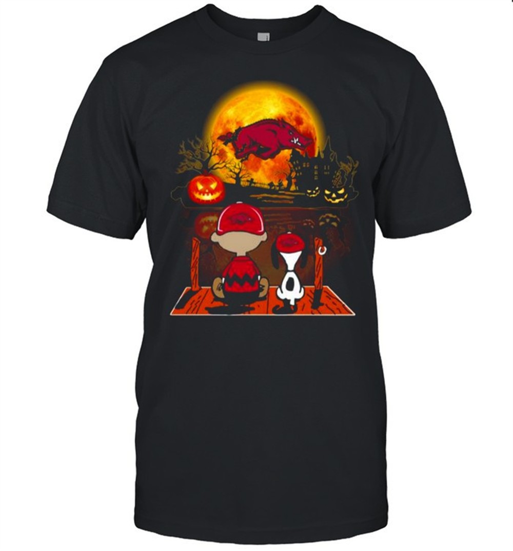 snoopy-and-charlie-brown-pumpkin-arkansas-razorbacks-halloween-moon-shirt-lhrfdtmr Snoopy and Charlie Brown Pumpkin Arkansas Razorbacks Halloween Moon shirt