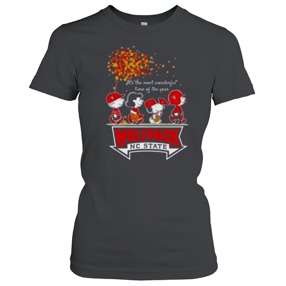 snoopy-and-friends-x-wolfpack-nc-state-sports-team-its-the-most-wonderful-time-o-slsndcbu Snoopy And Friends X Wolfpack NC State Sports Team Its The Most Wonderful Time Of The Year Autumn T-Shirt