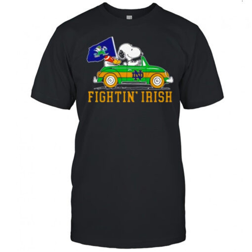snoopy-and-woodstock-driving-car-notre-dame-fighting-irish-t-shirt-g5z6s6nk Snoopy And Woodstock Driving Car Notre Dame Fighting Irish T-Shirt