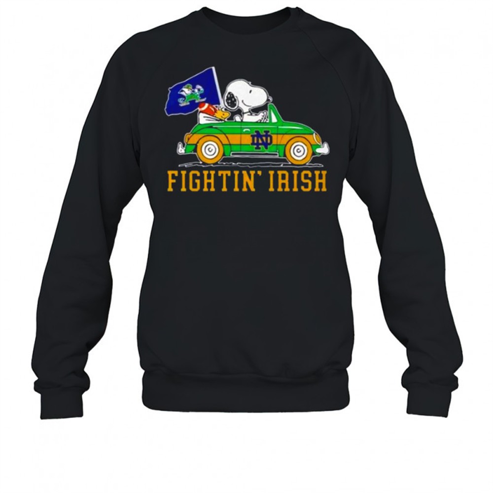 snoopy-and-woodstock-driving-car-notre-dame-fighting-irish-t-shirt-g5z6s6nk Snoopy And Woodstock Driving Car Notre Dame Fighting Irish T-Shirt