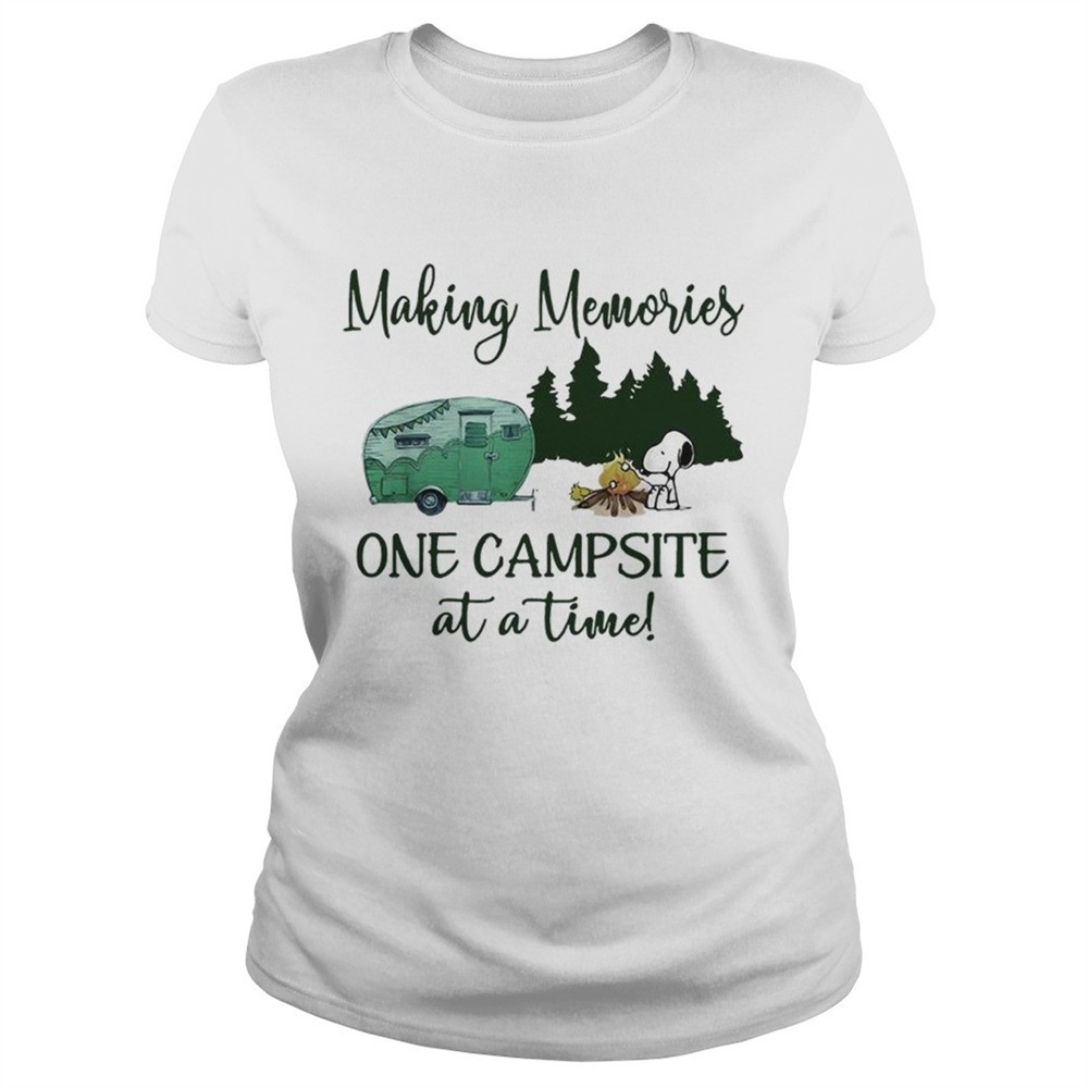snoopy-and-woodstock-making-memories-one-campsite-at-a-time-shirt-km8ts066 Snoopy and Woodstock making memories one campsite at a time shirt