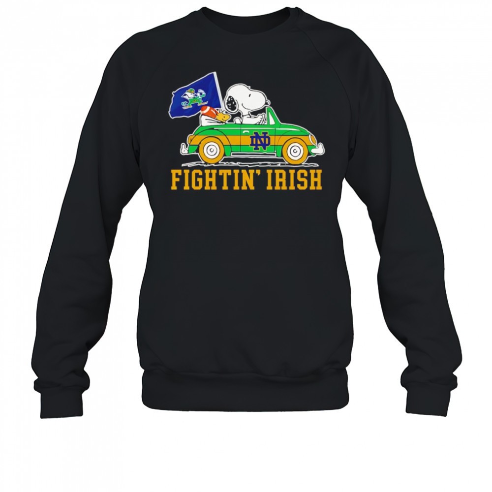 snoopy-riding-fightin-irish-car-shirt-3236hsdl Snoopy riding Fightin Irish car shirt