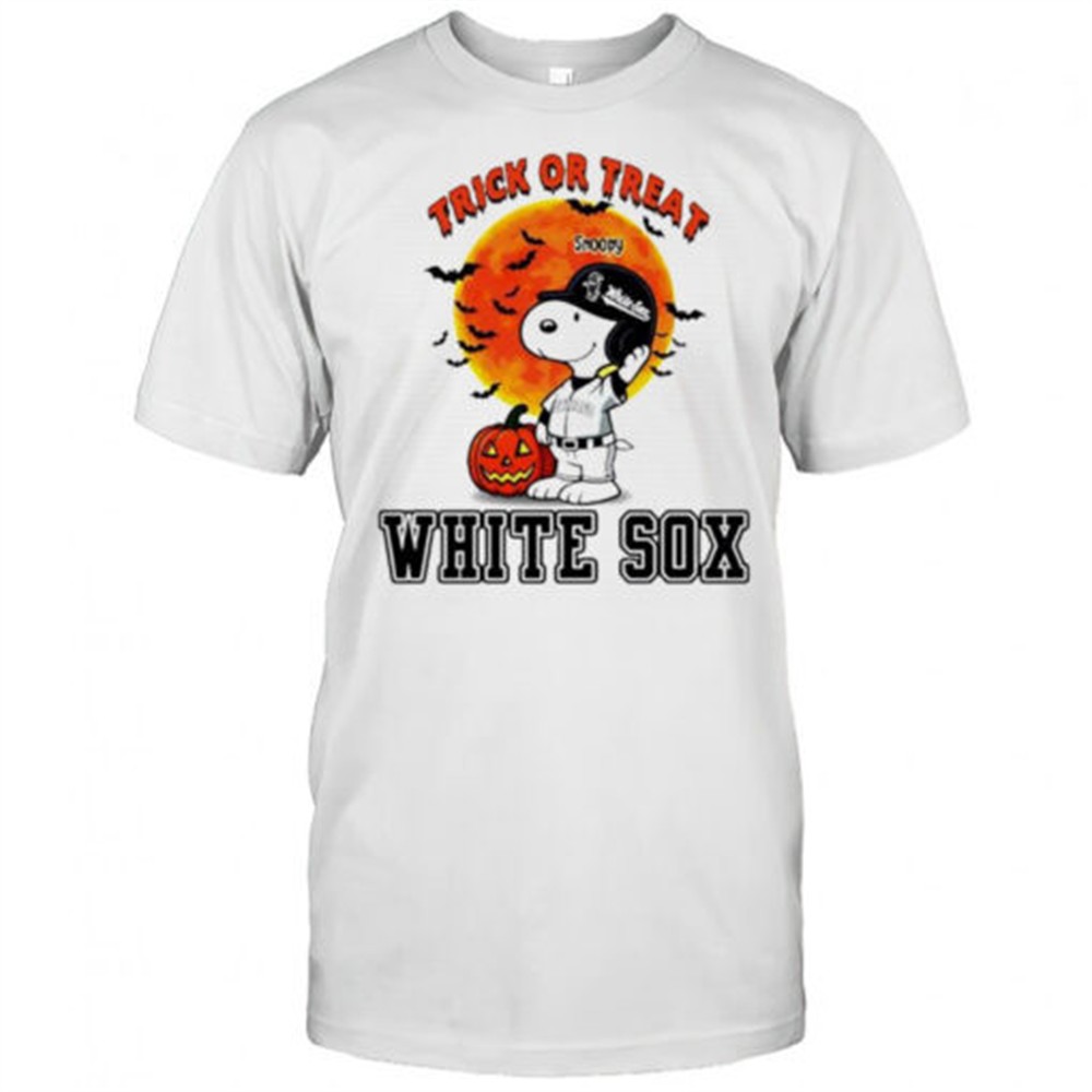 trick-or-treat-chicago-white-sox-snoopy-halloween-shirt-xwompmvp Trick or Treat Chicago White Sox Snoopy Halloween shirt