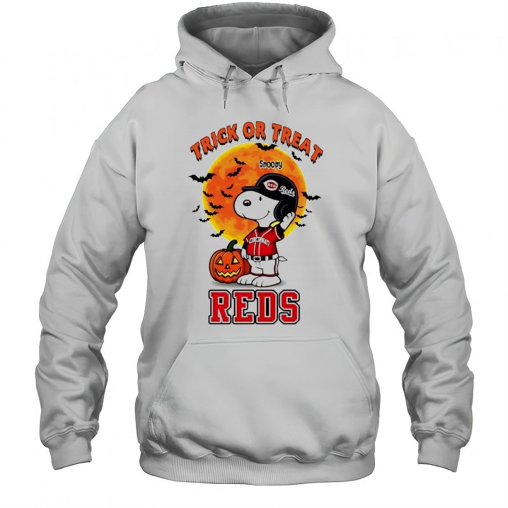 Trick or Treat Cincinnati Reds Snoopy Halloween shirt