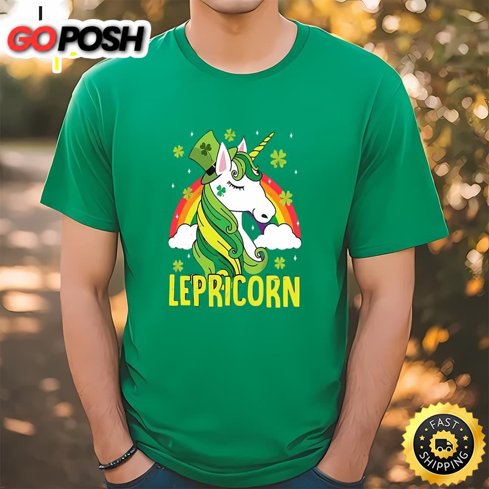 Unicorn Magical St Patricks Day Lepricorn Girl Women T-Shirt