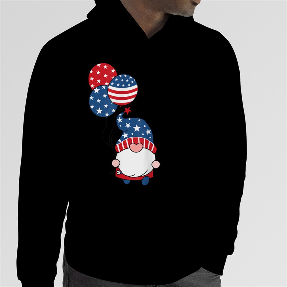 USA Gnomes for chritsmas T-Shirt B0BNP868NV